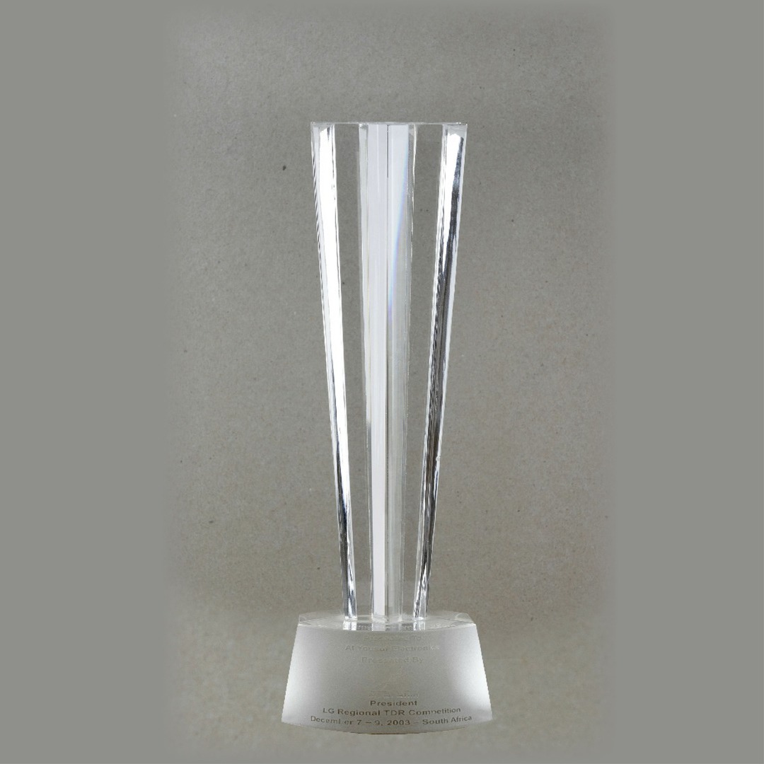 upload/0M6A9370 copy.jpg